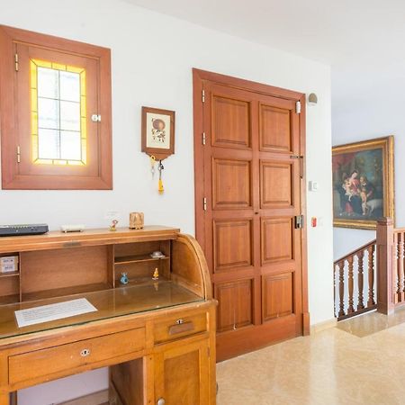 Big Villa Can Pedro In パルマ・デ・マリョルカ エクステリア 写真